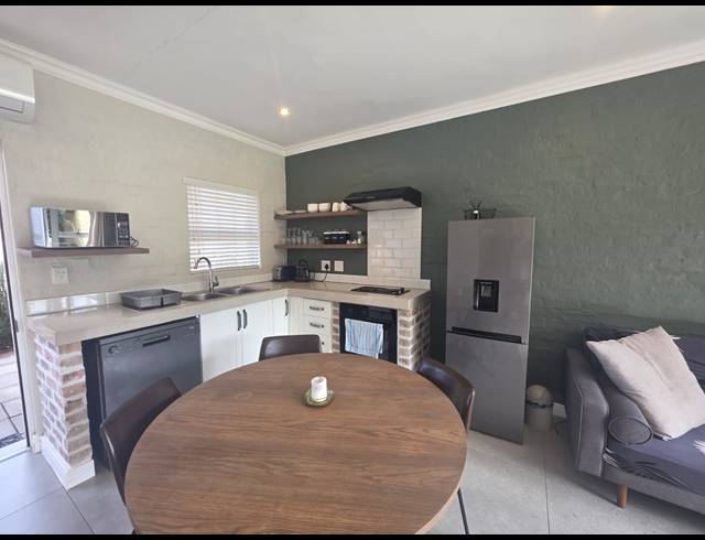 1 BEDROOM FLAT FOR SALE IN LOCHVAAL